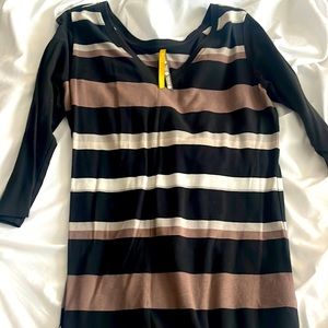 size small. super soft and stretchy material LOLE 3/4 top NWOT